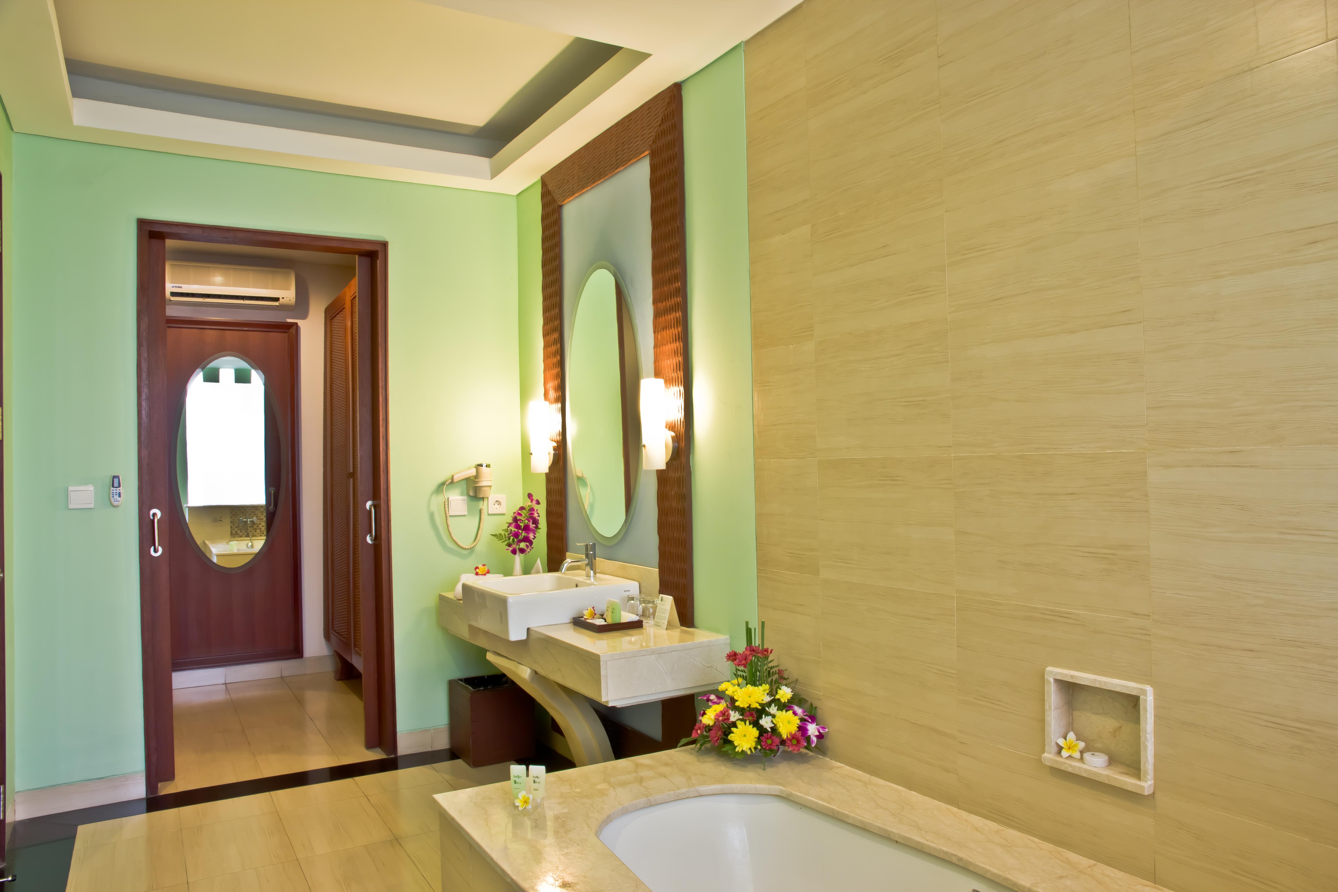 The Rani & Hotel Kuta (Bali)