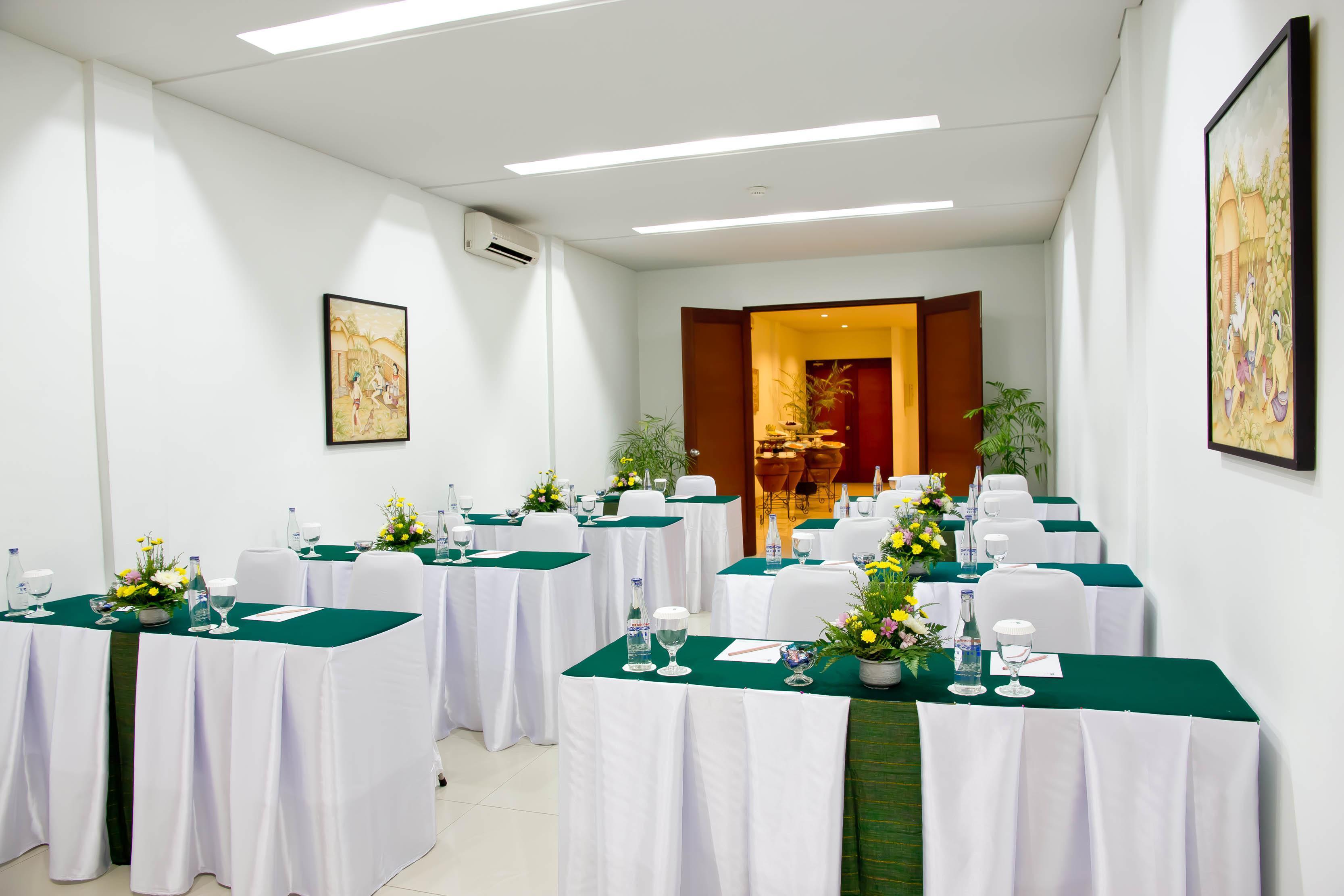 Hotel The Rani & Kuta (Bali)